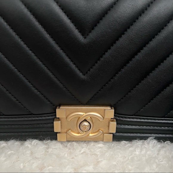 SOLD CHANEL Boy Bag - Picture 4 of 15